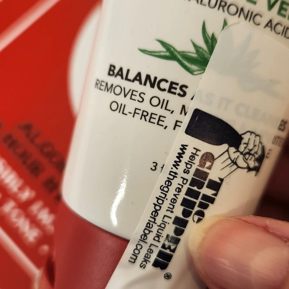 Thayers PH Balancing Gentle Face Wash With Aloe Vera 3 fl oz +Toner Samp…